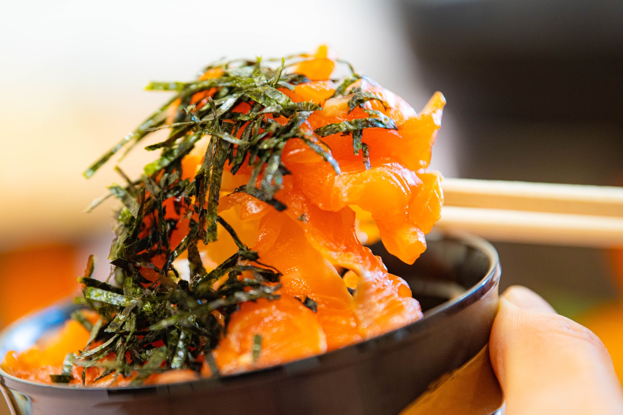 【7月末まで限定】今が旬の南三陸サーモン 海鮮丼食べ比べプラン