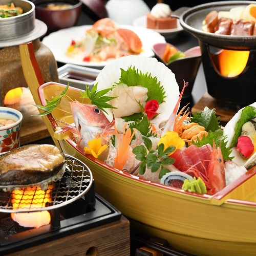 【４０周年夢プラン 】旬のお刺身の舟盛りと蒸し鮑の踊り焼き付♪