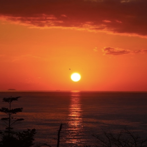 【風景】その日によって、様々な風景がごらんになることができます。特に朝焼けは毎日変化しています