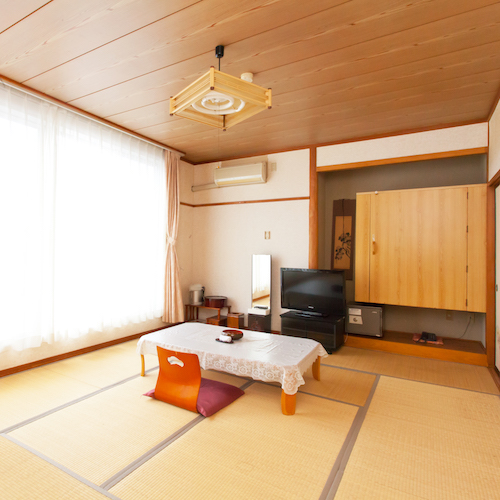 【本館和室】海側と山側をお選びいただけます。『喫煙』