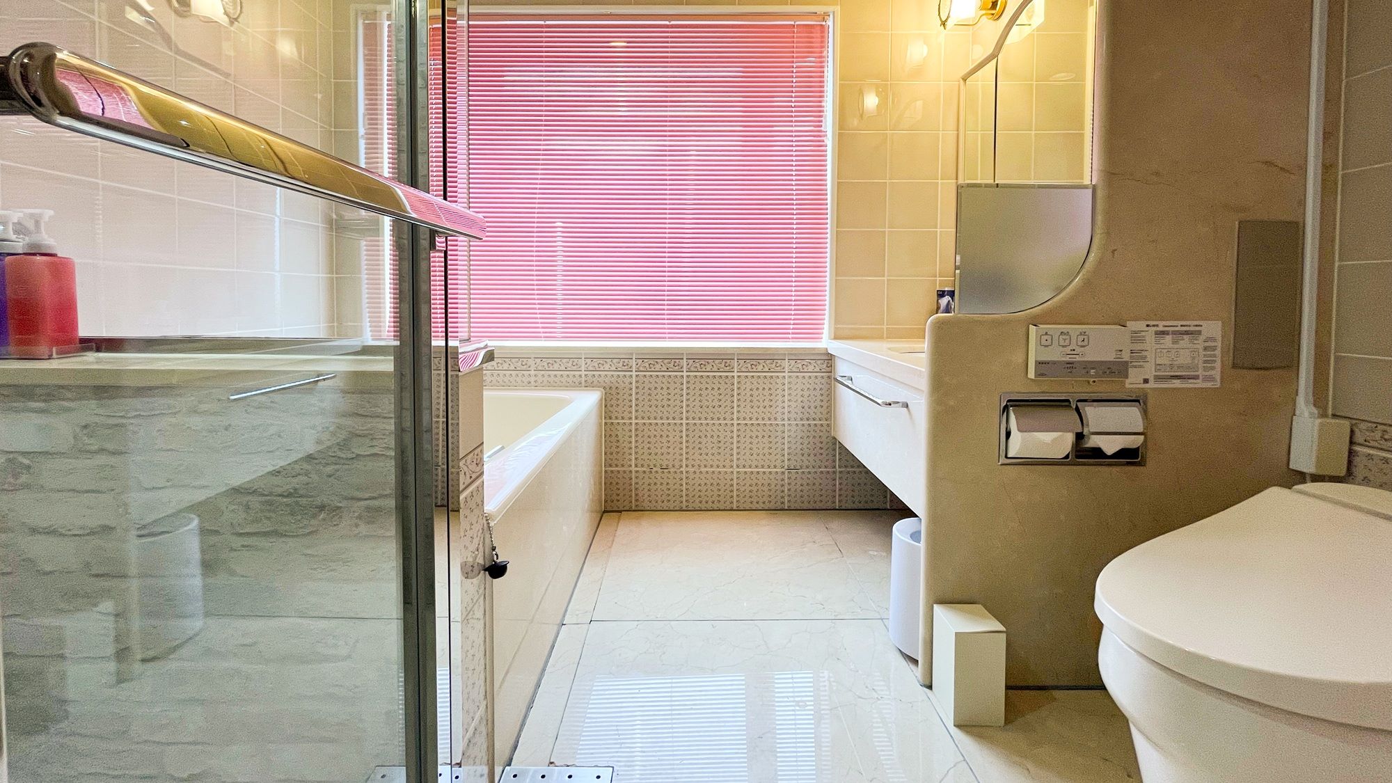 【デラックスダブル】 バス