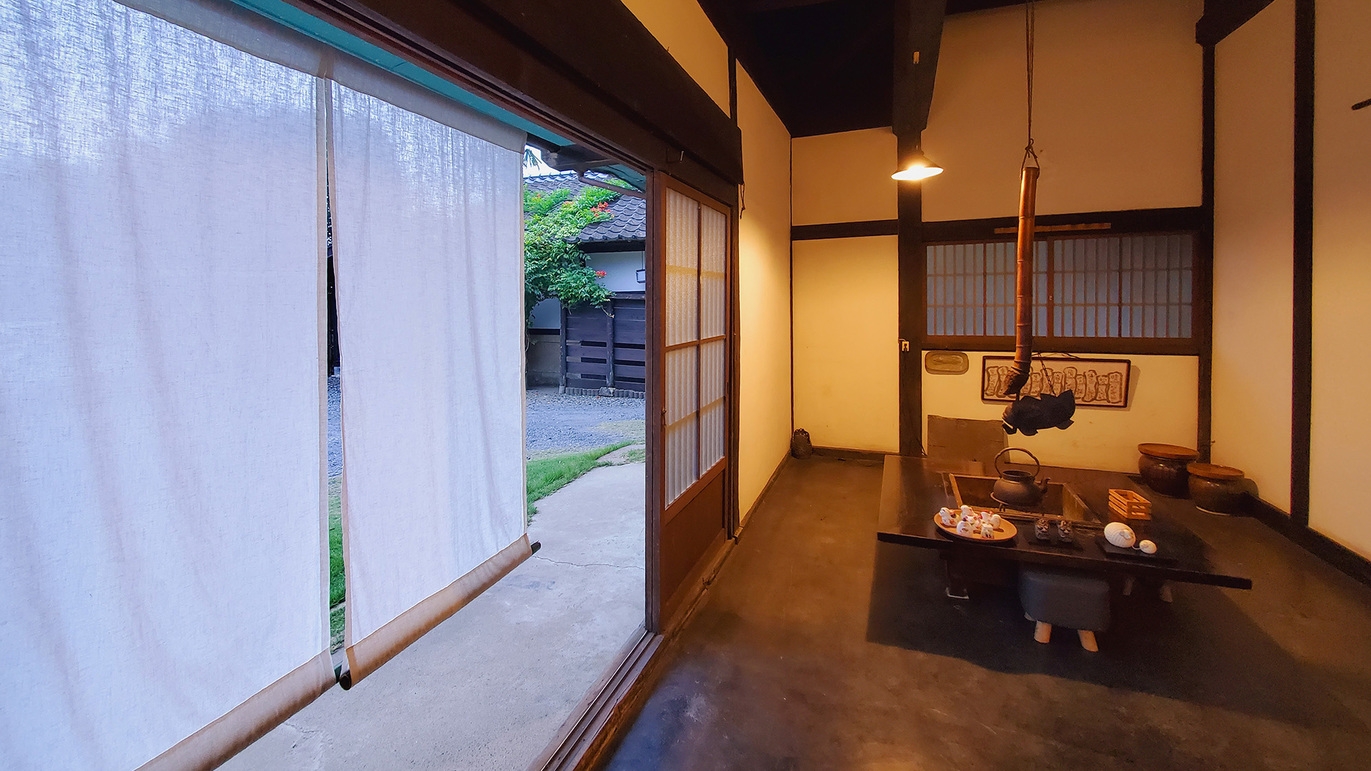 【素泊まり】静寂を愉しむ大人のひとり時間　蔵に灯る静寂の宿泊プラン