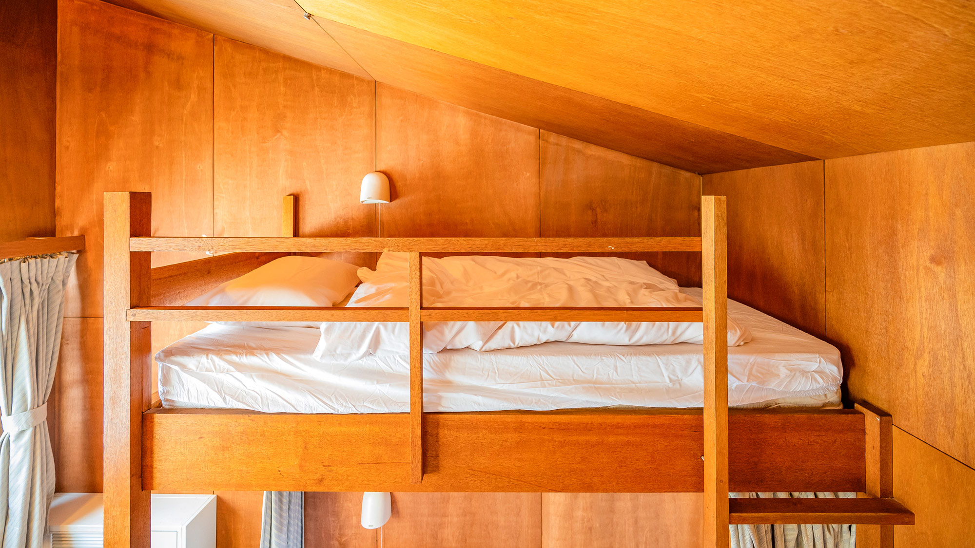 ・【スキーヤーズベッドルーム】2段ベッドを2台設置。気の合う仲間・友達同士にオススメです