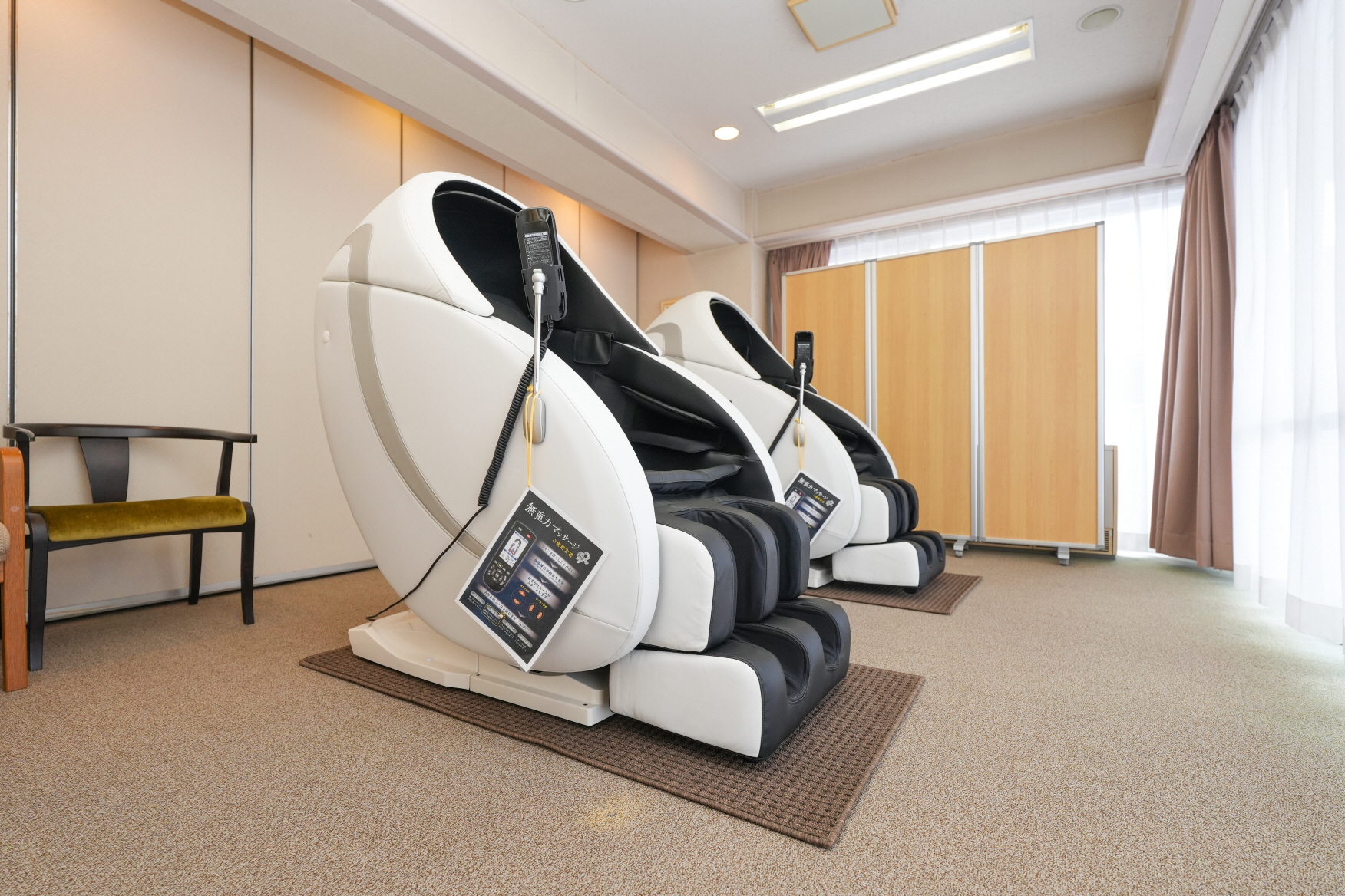 1回12分300円｜マッサージチェア