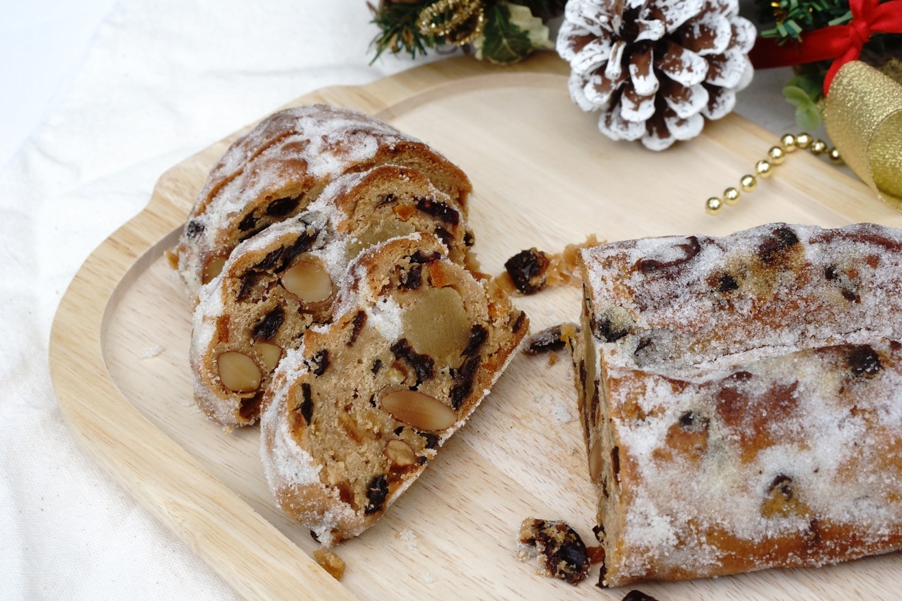 【12月限定クリスマスプラン】わんこケーキ＆シュトーレン・スパークリングワイン付★ペットと癒しの聖夜