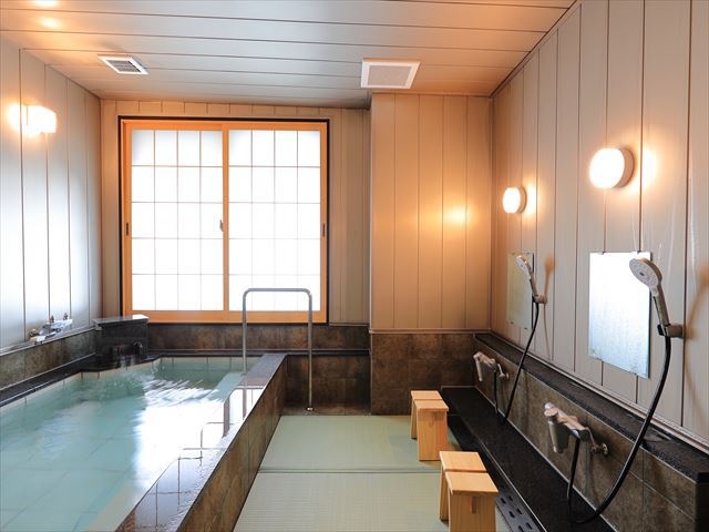 【12月限定クリスマスプラン】わんこケーキ＆シュトーレン・スパークリングワイン付★ペットと癒しの聖夜