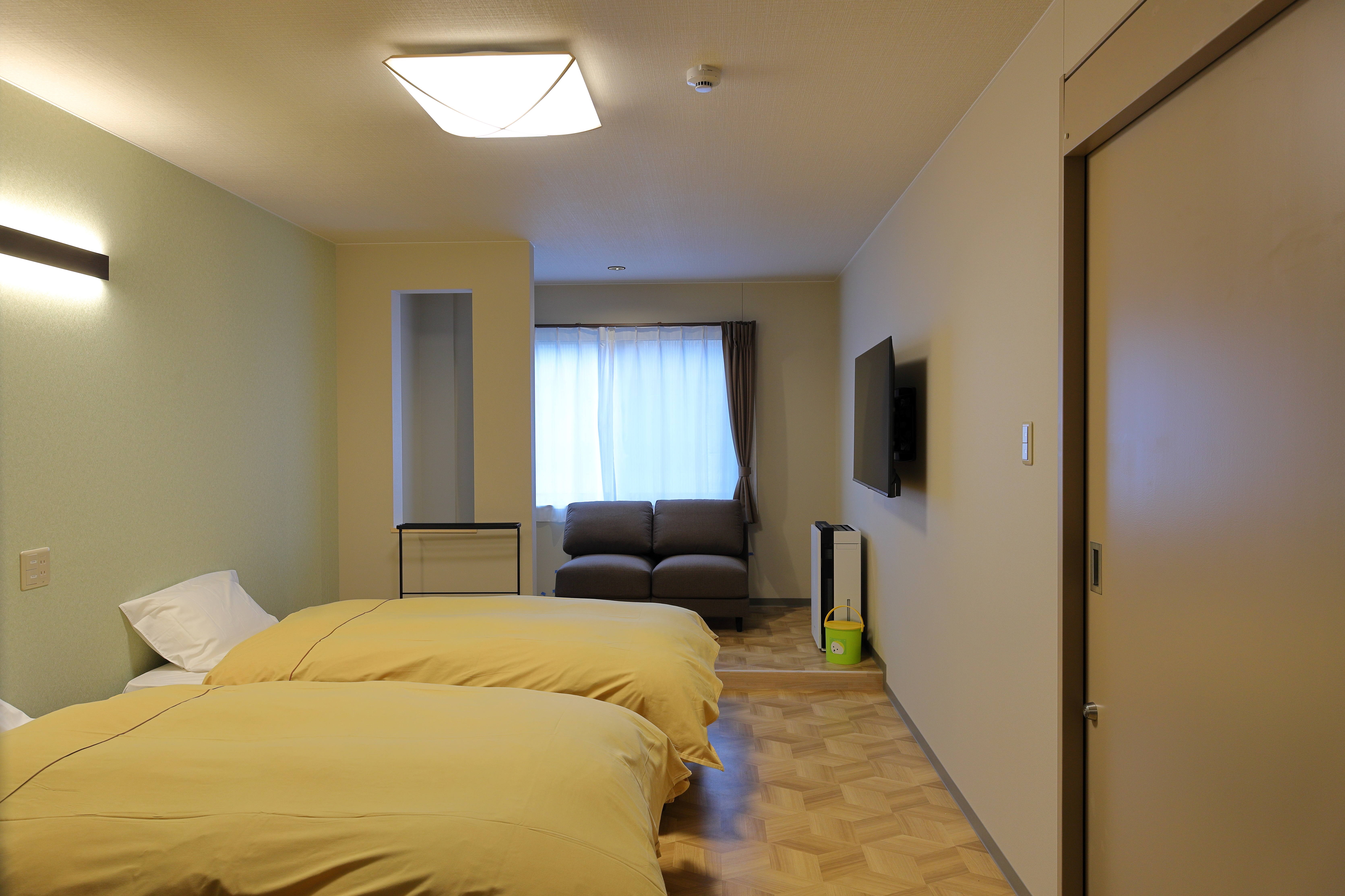 【202号室】洋室、ペット同伴