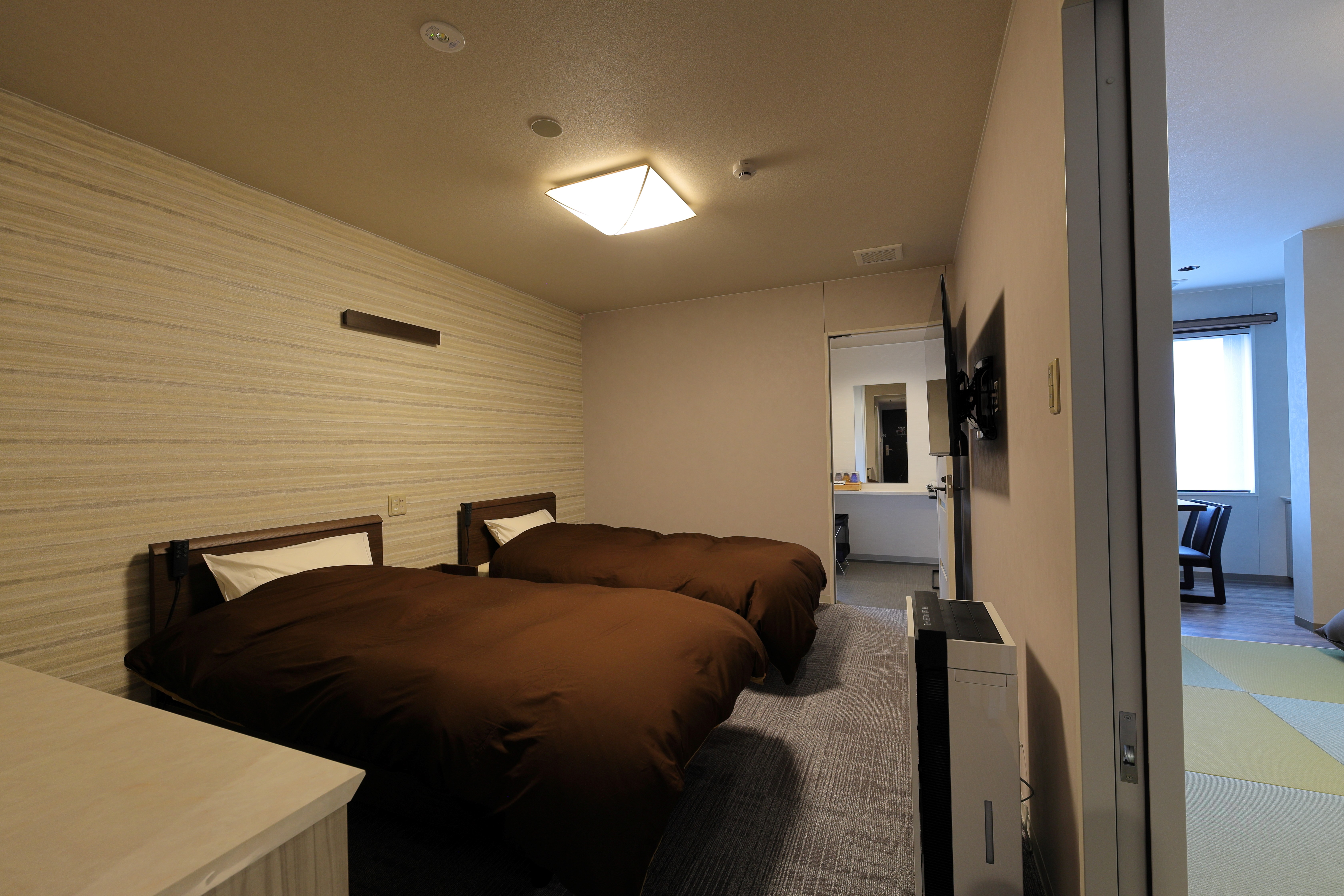 【702-703】コネクトルーム