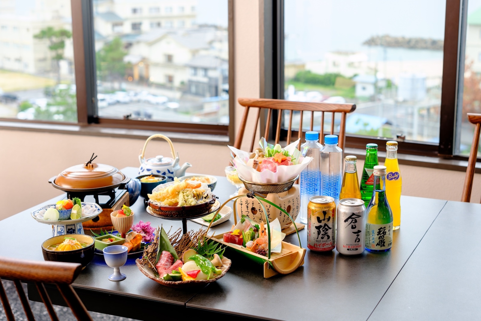 【2025年8月リニューアル】【お部屋食】特別室で寛ぐ。。。プライベート空間で料理長特別会席