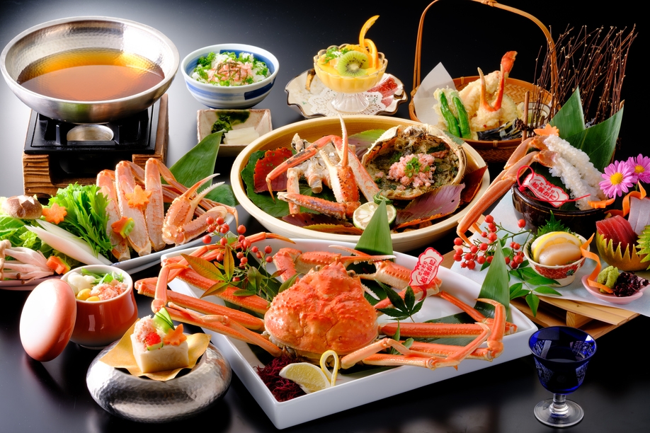 【お部屋食または個室食事処】【冬の旬彩】【境港産・活き松葉蟹】鮮度抜群の活き蟹を堪能する至福のプラン