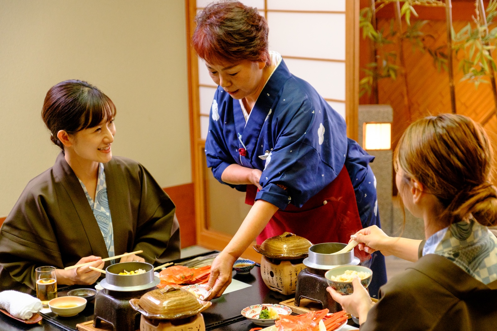 美味しいお料理がテーブルに