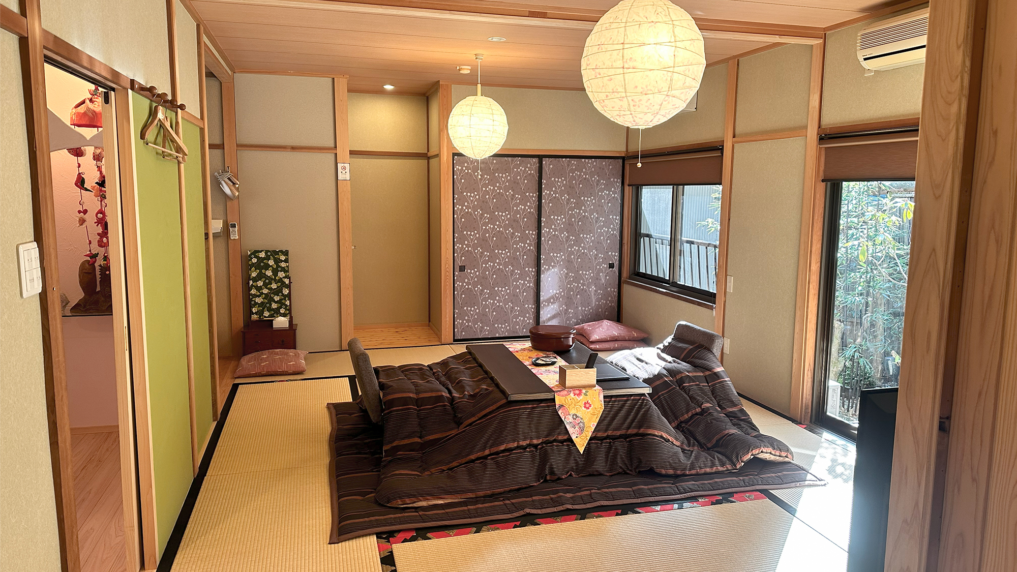 【1F離れ:岩しゃじんの間・55平米】