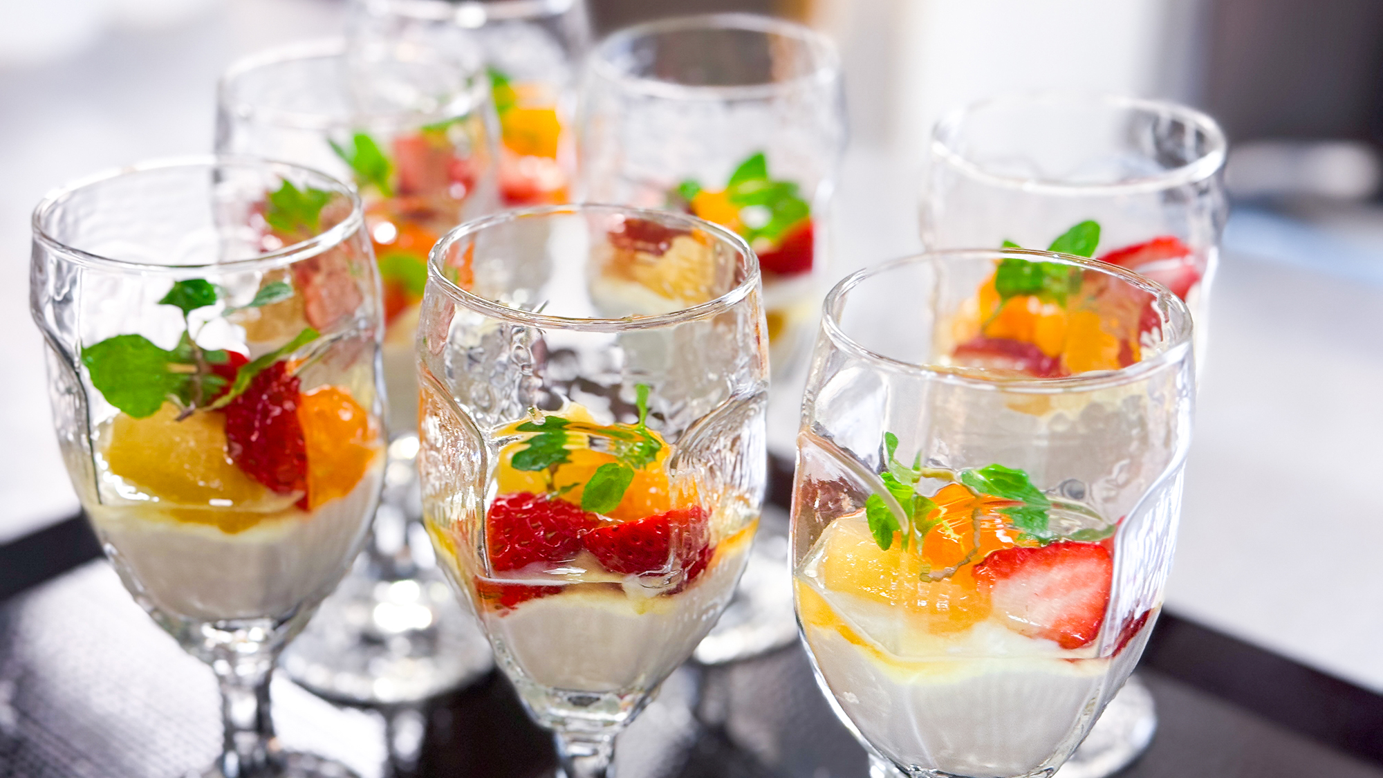 【デザート一例】季節のフルーツヨーグルト