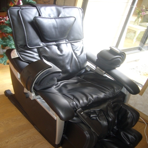 Comfortable massage chair
