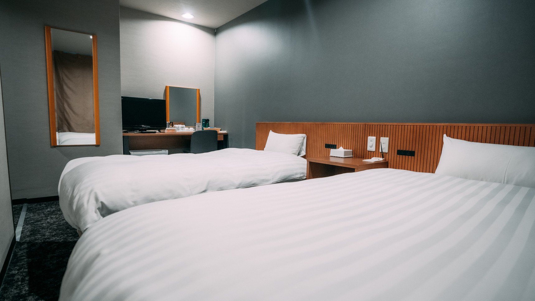 【禁煙】低層階ツインルーム（ユニバーサルツイン）24平米/120㎝幅ベッド×2台/定員1～2名