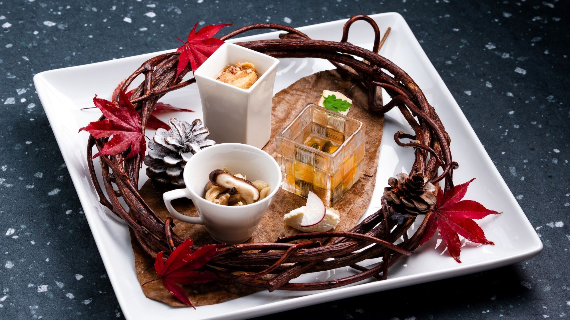 【2025冬のお献立】前菜／噴火湾産ヒラメのとろろ昆布〆など※仕入れ状況により変更有