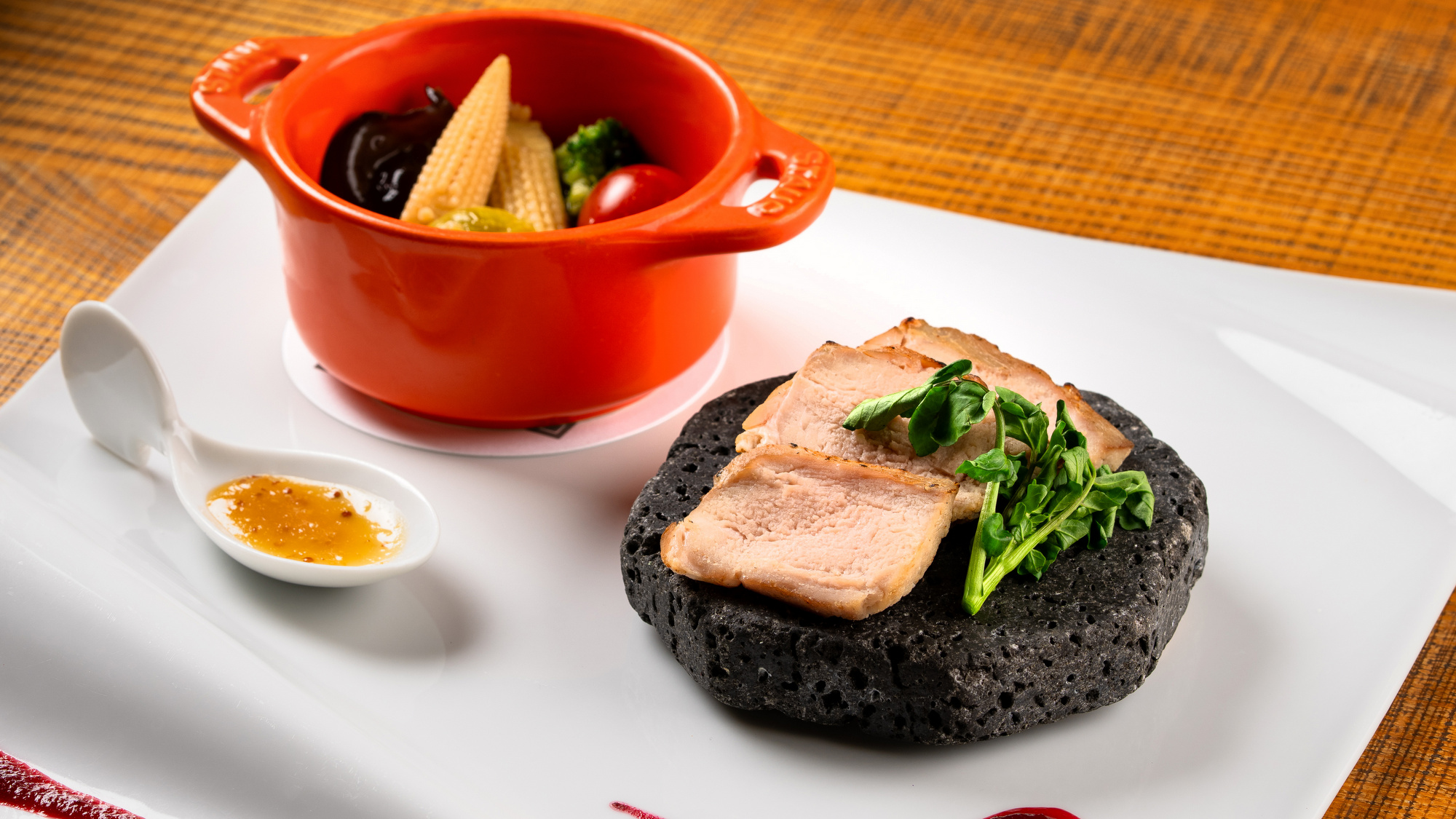 【2026春のお献立】強肴／道産仔牛の低温ローストなど※仕入れ状況により変更有