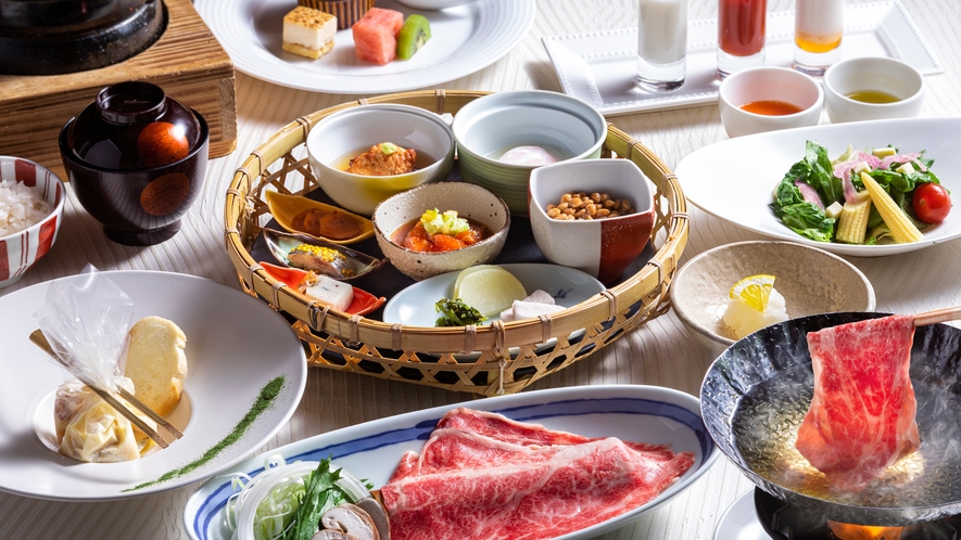 【朝食一例】北海道の魅力ある食材をふんだんに使った、和洋織り交ぜた朝食です。
