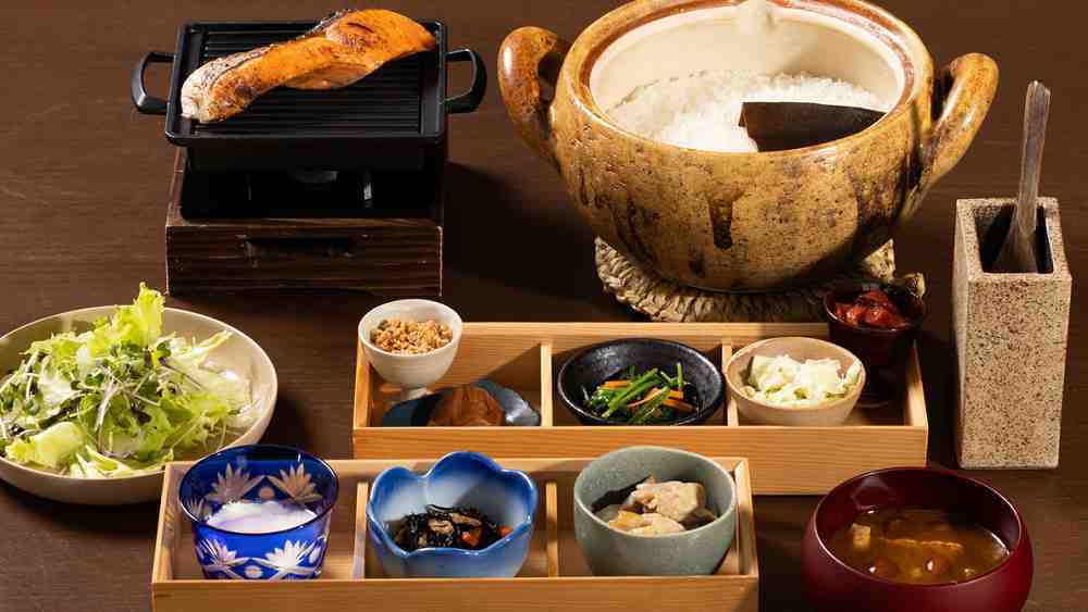 【妙高で美食】シェフ自ら旬の食材を厳選。大切な人との特別なひと時を♪話題のレストランと天然温泉を満喫