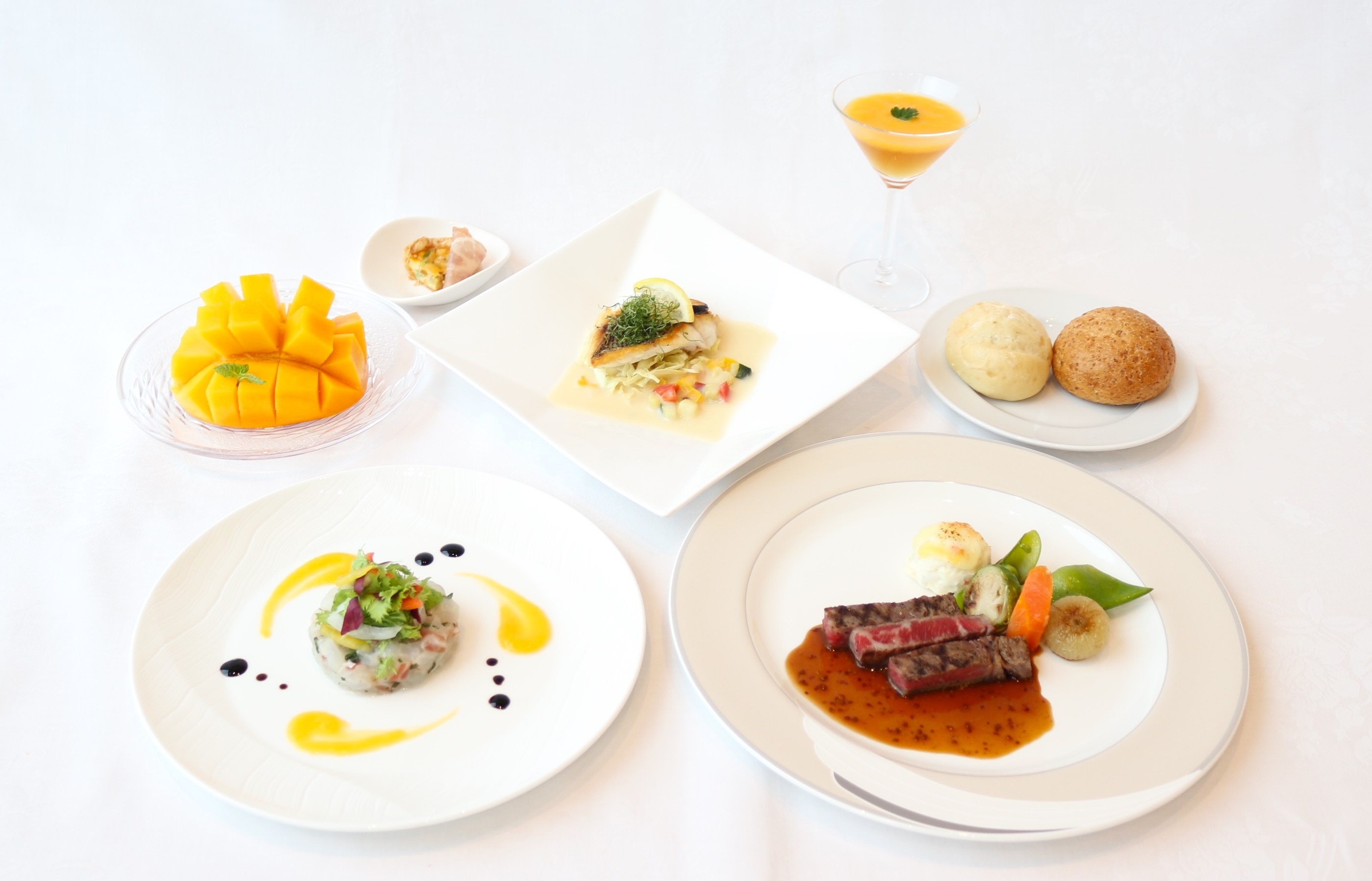 【期間限定】マンゴーディナー付き宿泊プラン（夕・朝食付き）