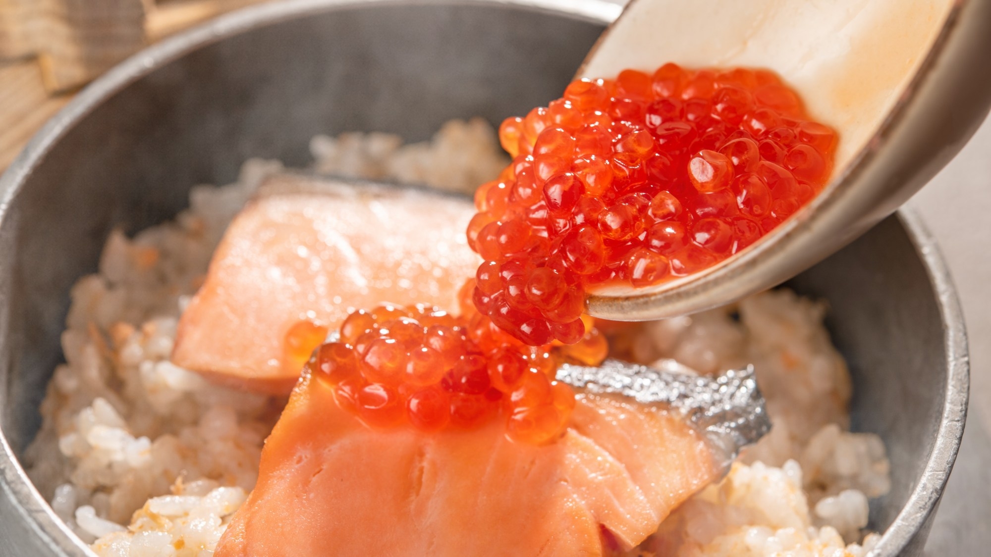 【土地の恵み会席・秋】前沢牛焼しゃぶと鮭親子釜飯など旬の岩手の味を満喫