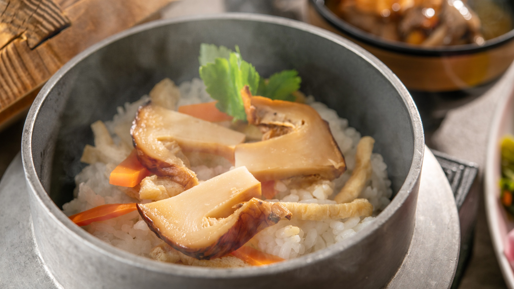 【2025年秋 特別会席】松茸釜飯