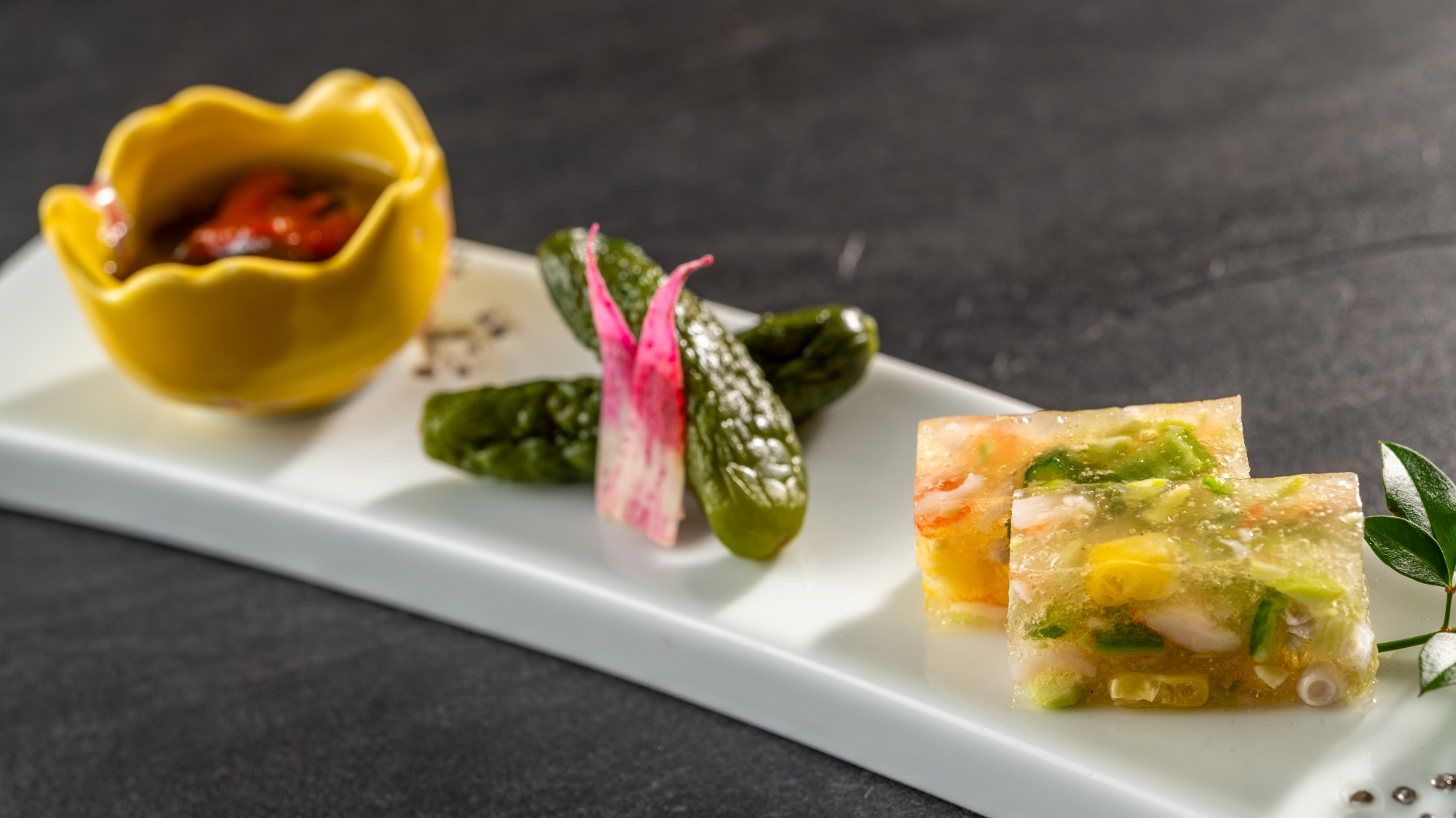 【土地の恵み会席/夏】旬彩3種盛り合わせ（6～8月）