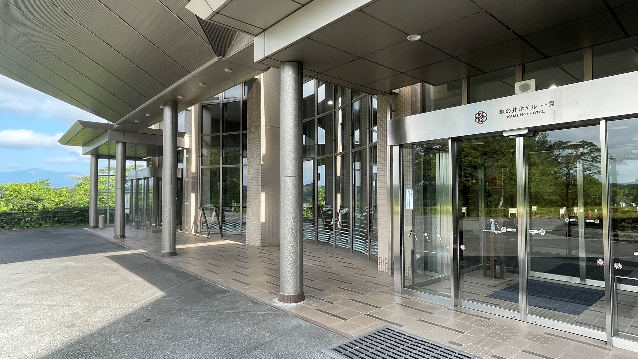 亀の井ホテル　一関　エントランス