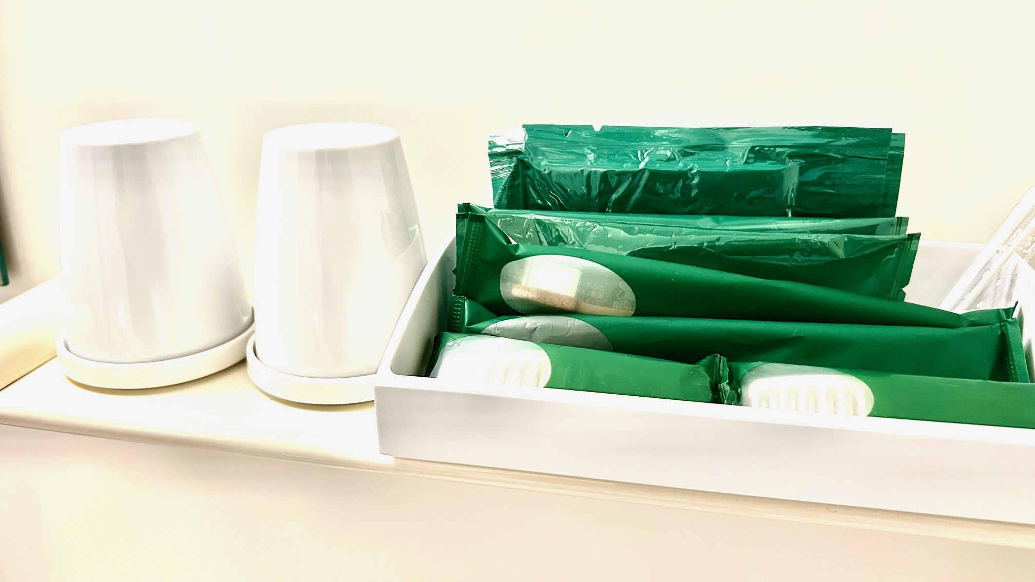 【お二人でお得に　シングル２名様利用】■大浴場■駐車場無料■朝食バイキング付き■