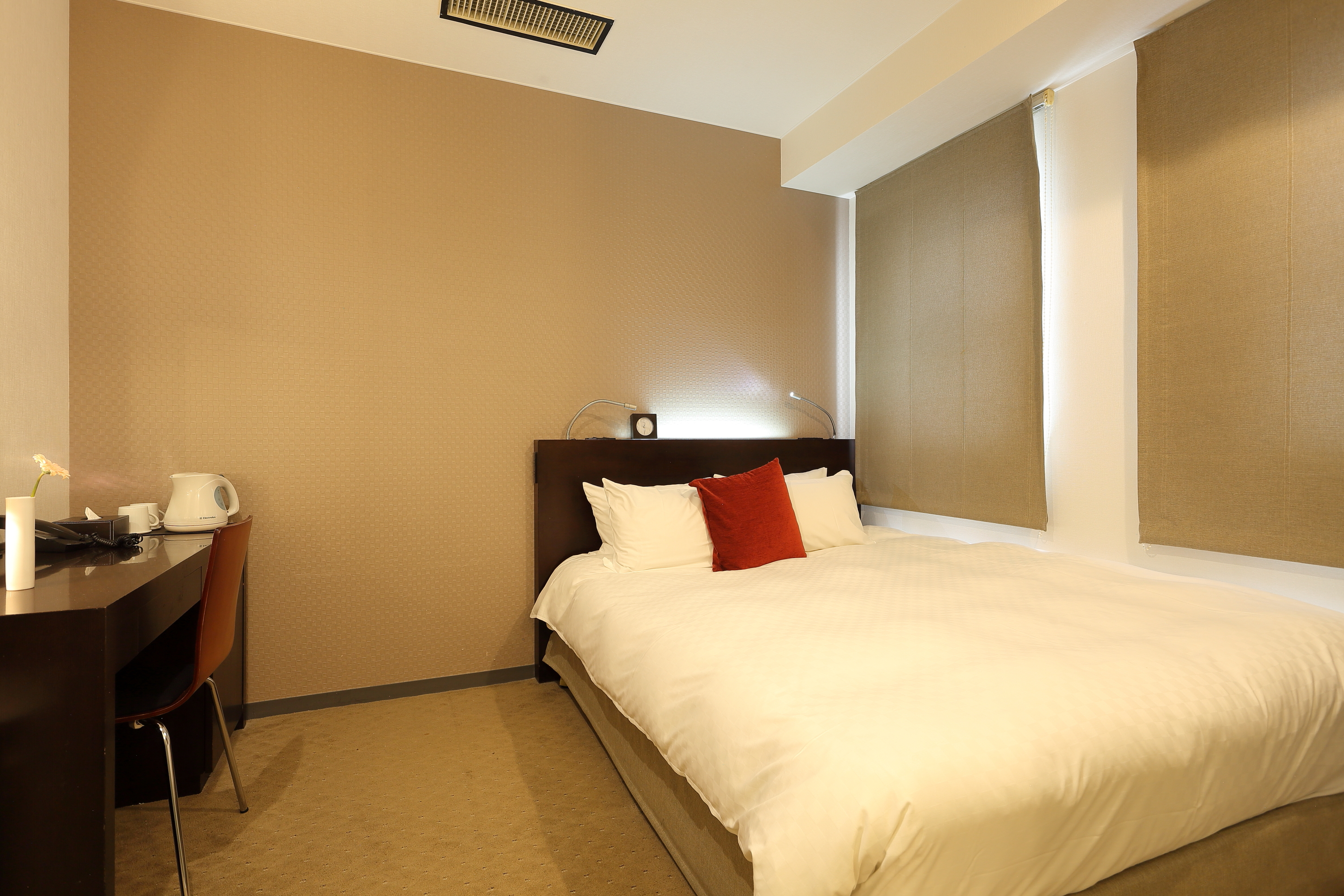 スタンダードダブルルーム（シャワーのみ）