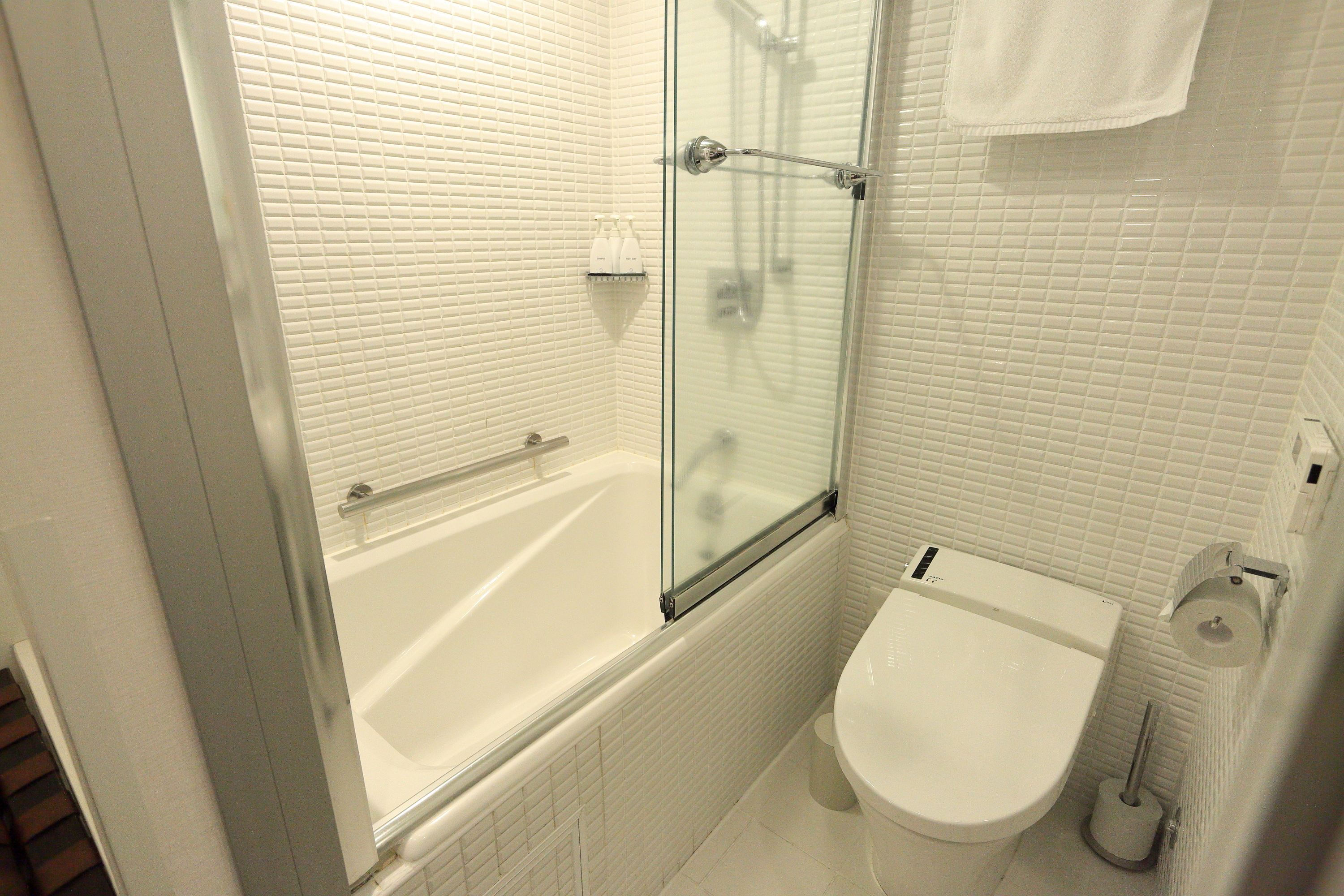 スーペリアシングルバスルーム（バスタブあり）