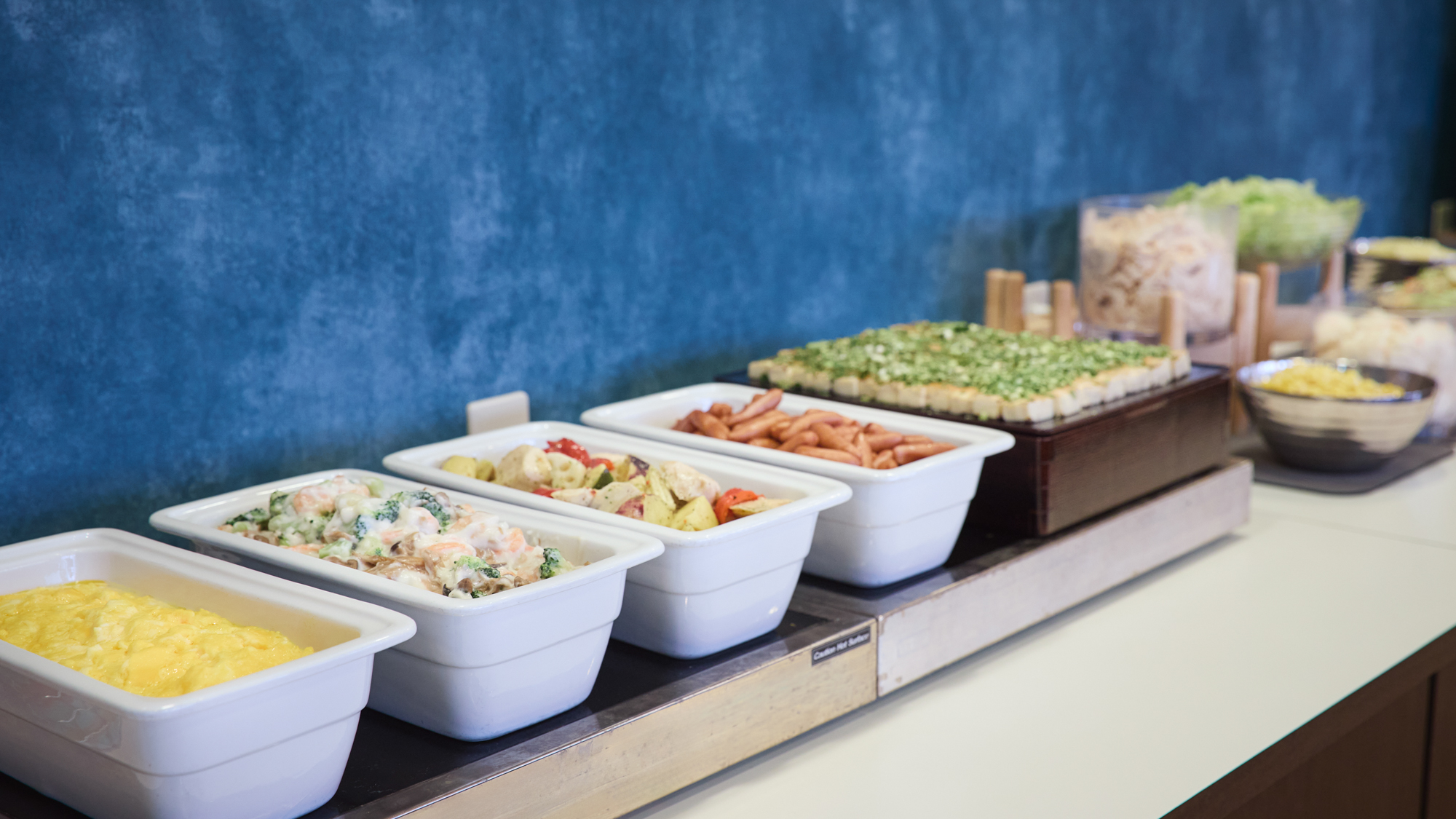 【無料朝食サービス】バランスを意識したメニュー