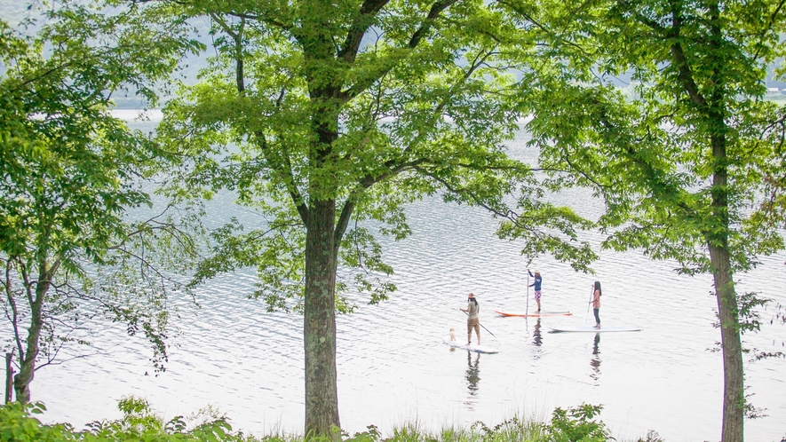 アクティビティ『SUP（Stand Up Paddleboard）』は初心者や女性にも人気！