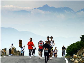 年々申込みがが急上昇！！乗鞍天空マラソン