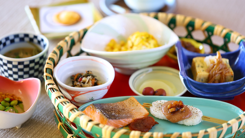 一泊朝食付【チェックイン19時まで】信州の恵み豊かなご朝食と、天竜川を望む温泉　ビジネス・ご出張にも