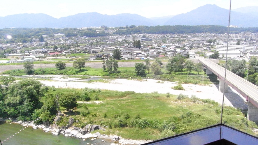 □【展望風呂付き和洋室】眼下に天竜川の美しい眺めが広がります（イメージ）