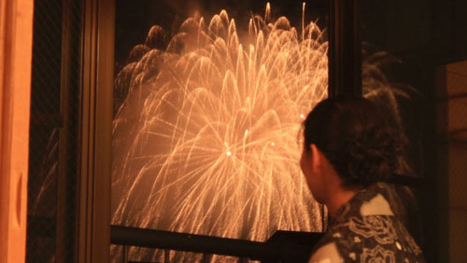 【夏の花火大会は８月３日】最上階和室か天然温泉付和室ならお部屋で花火鑑賞も
