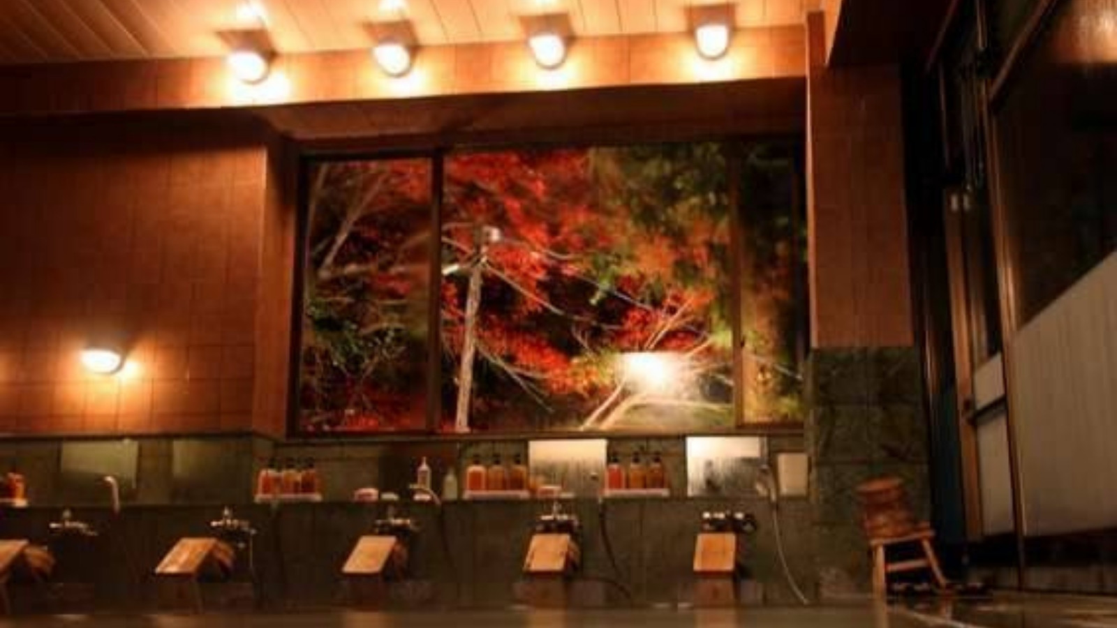 お風呂から紅葉