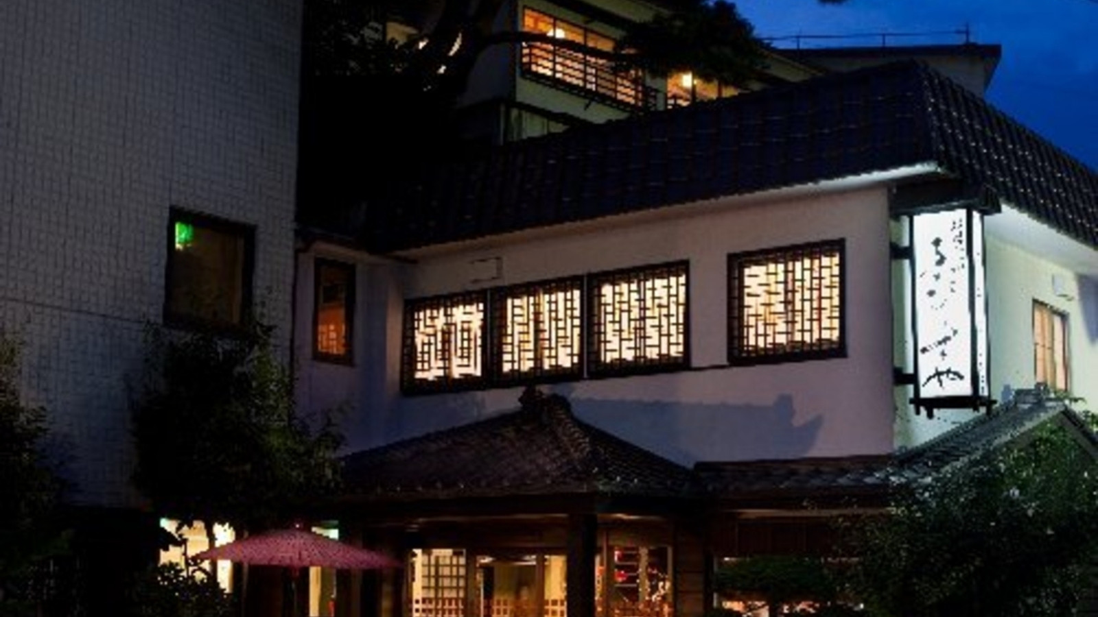 【外観】玄関イメージ（夜）