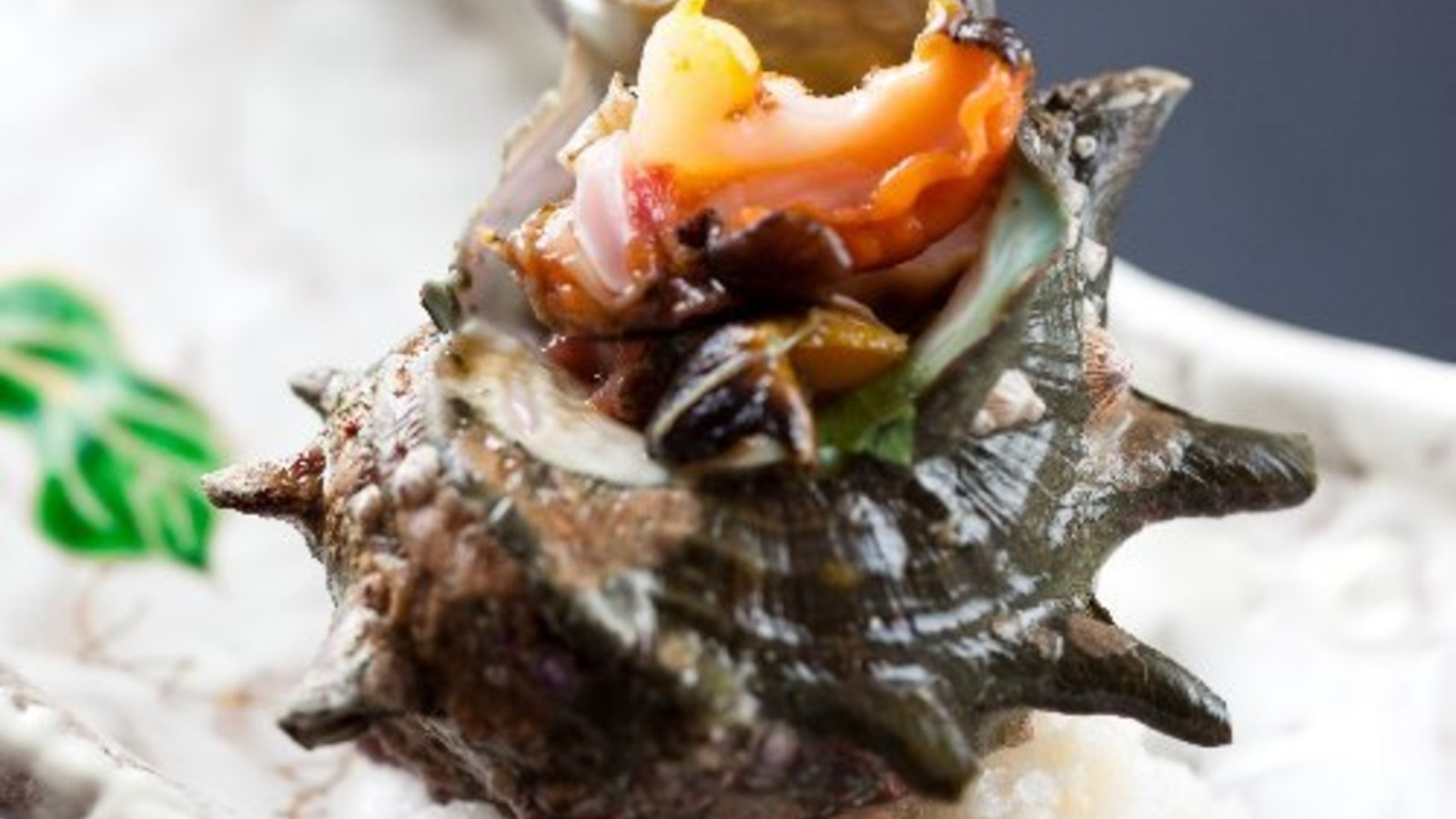 【プラン＆別注料理】サザエの壺焼き