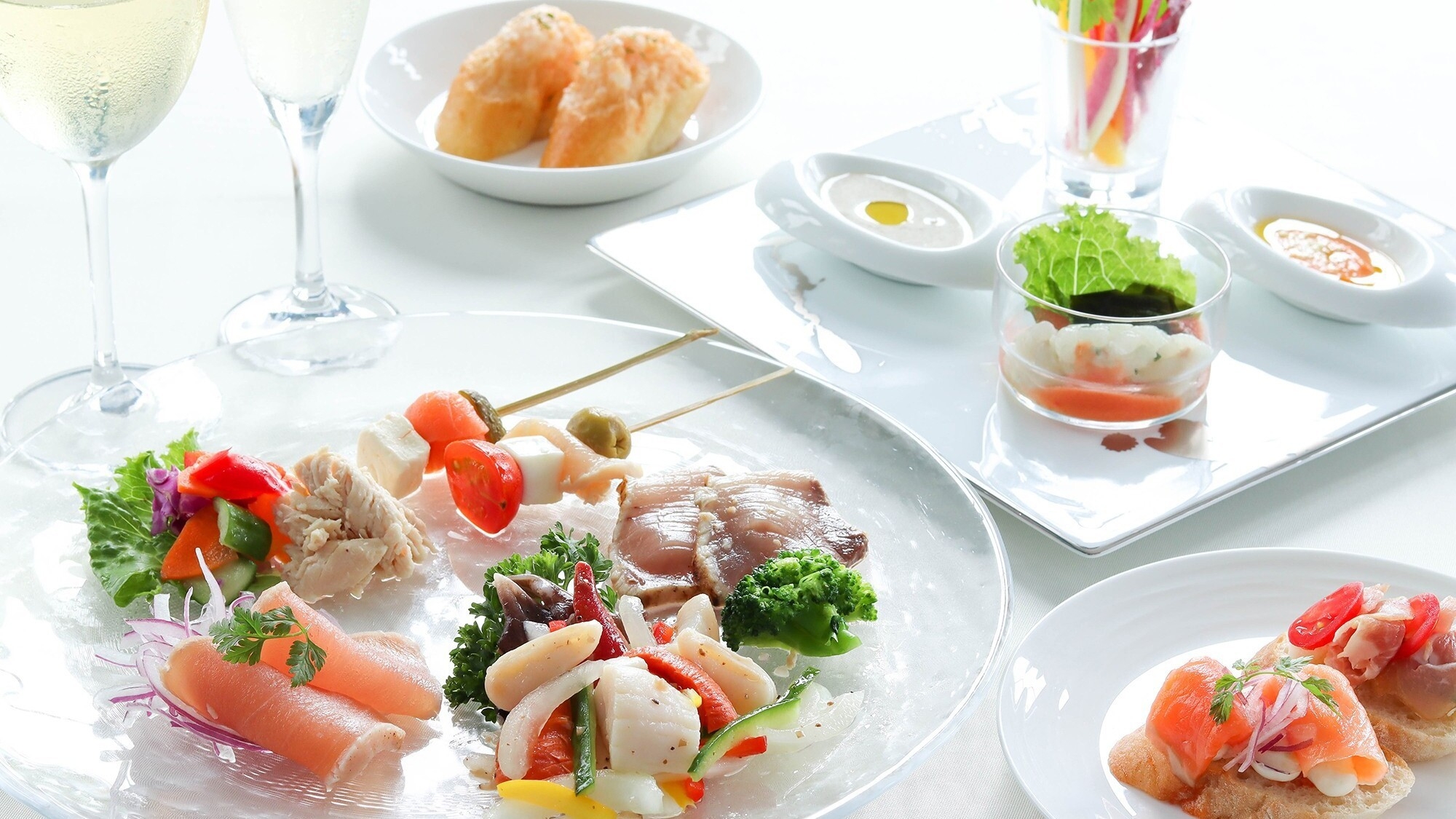 【卒業旅行応援】〜25歳以下限定〜嬉しい特典付き特別宿泊プラン！（夕食は伊勢志摩ビュッフェ）