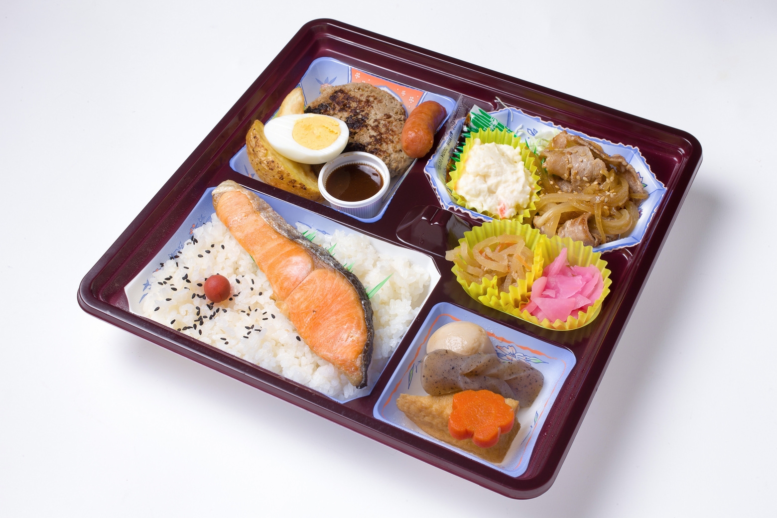 【ダブル肉スペシャル弁当付き】外出不要でお部屋でゆっくり堪能　大浴場・サウナあり／朝食バイキング付き