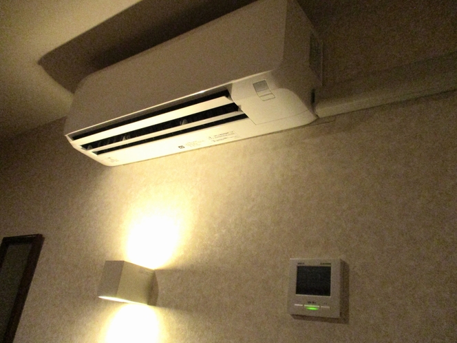 冷暖房大型エアコン