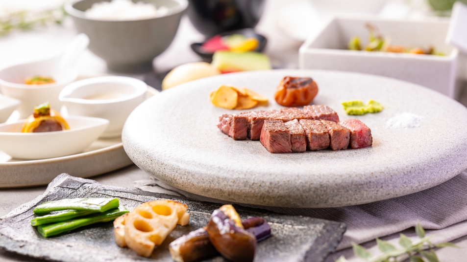 【湯ったり日帰りプラン　12-18時】ランチ付き　黒-kuro-　鉄板焼　THE　七海限定