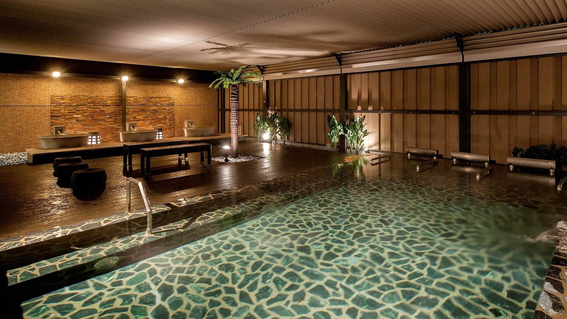 【3店舗から選べる♪】湯ったり日帰りプラン　＋　ランチ付き【12時~18時】