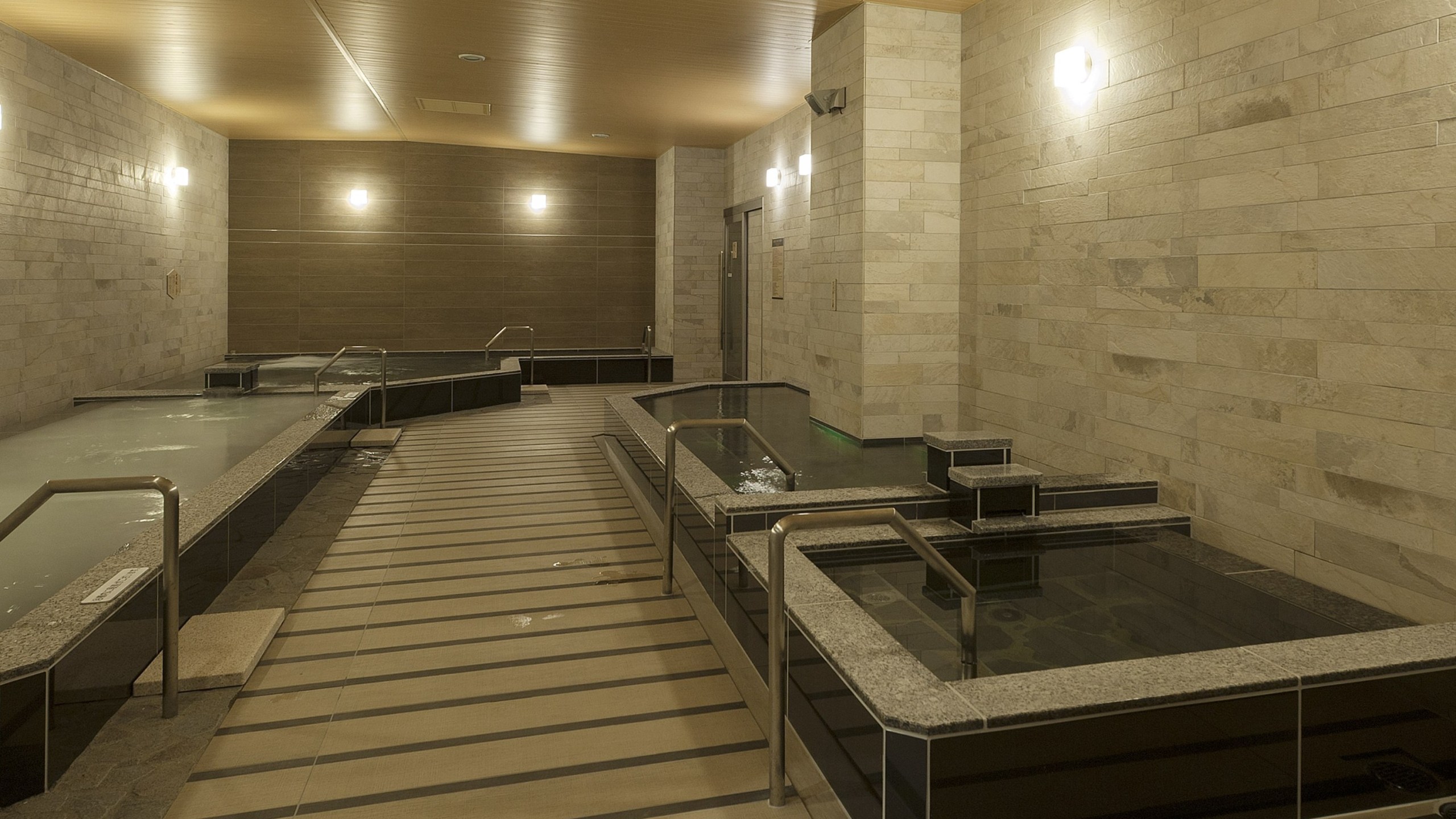 ■飛翔の湯 内風呂（ウエストウイング）