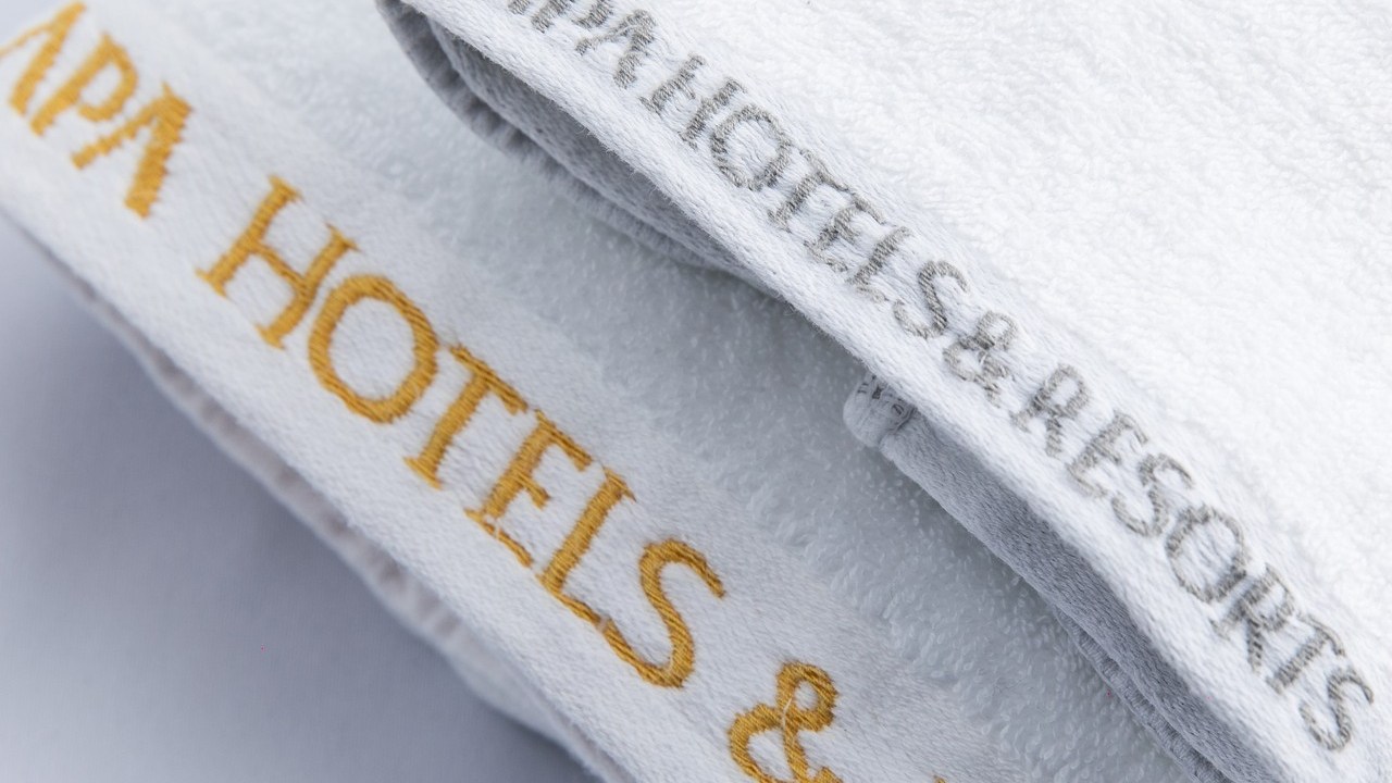 ■色違いタオル