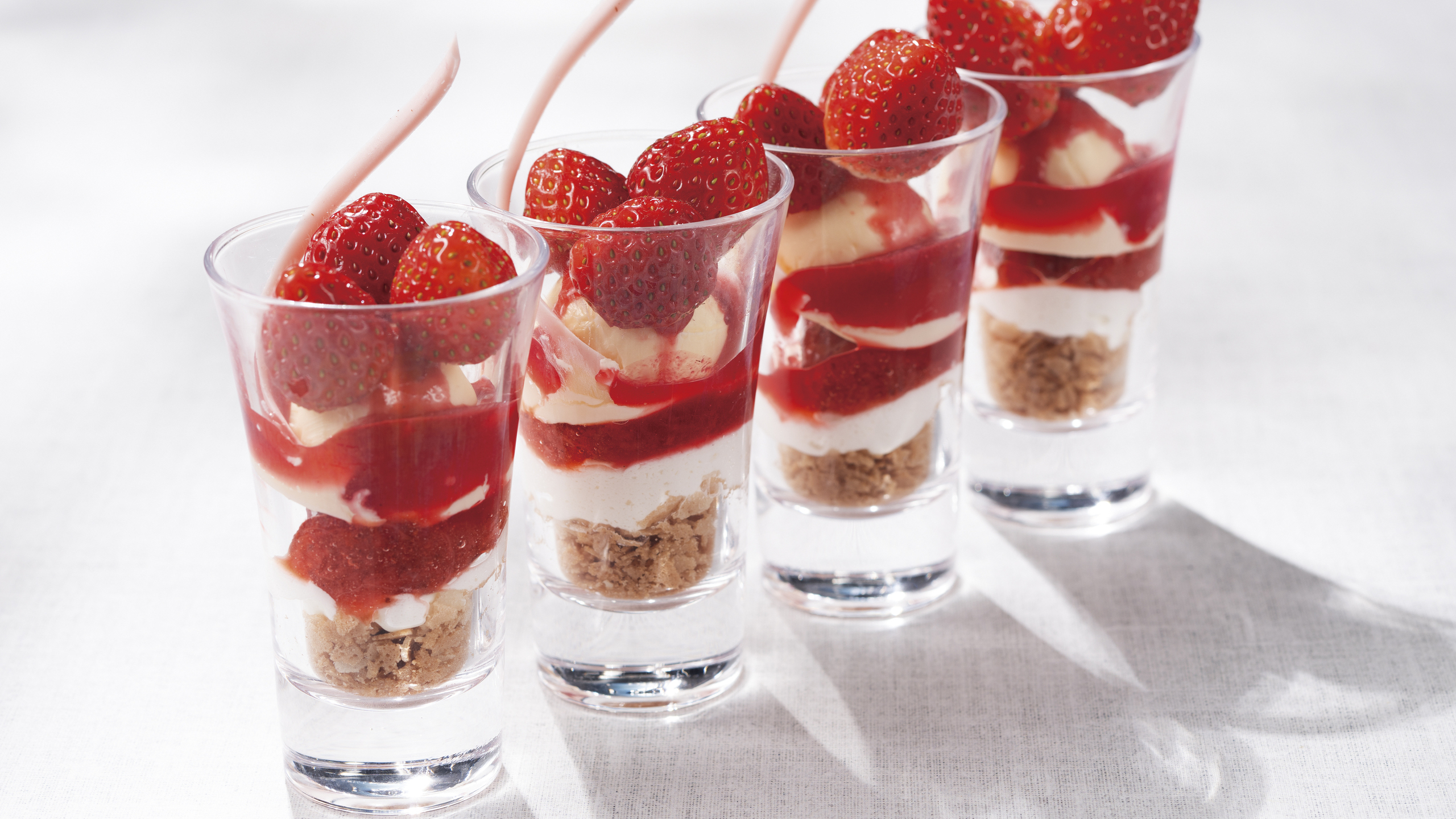 【スカイクルーズマクハリ】2026年苺フェア