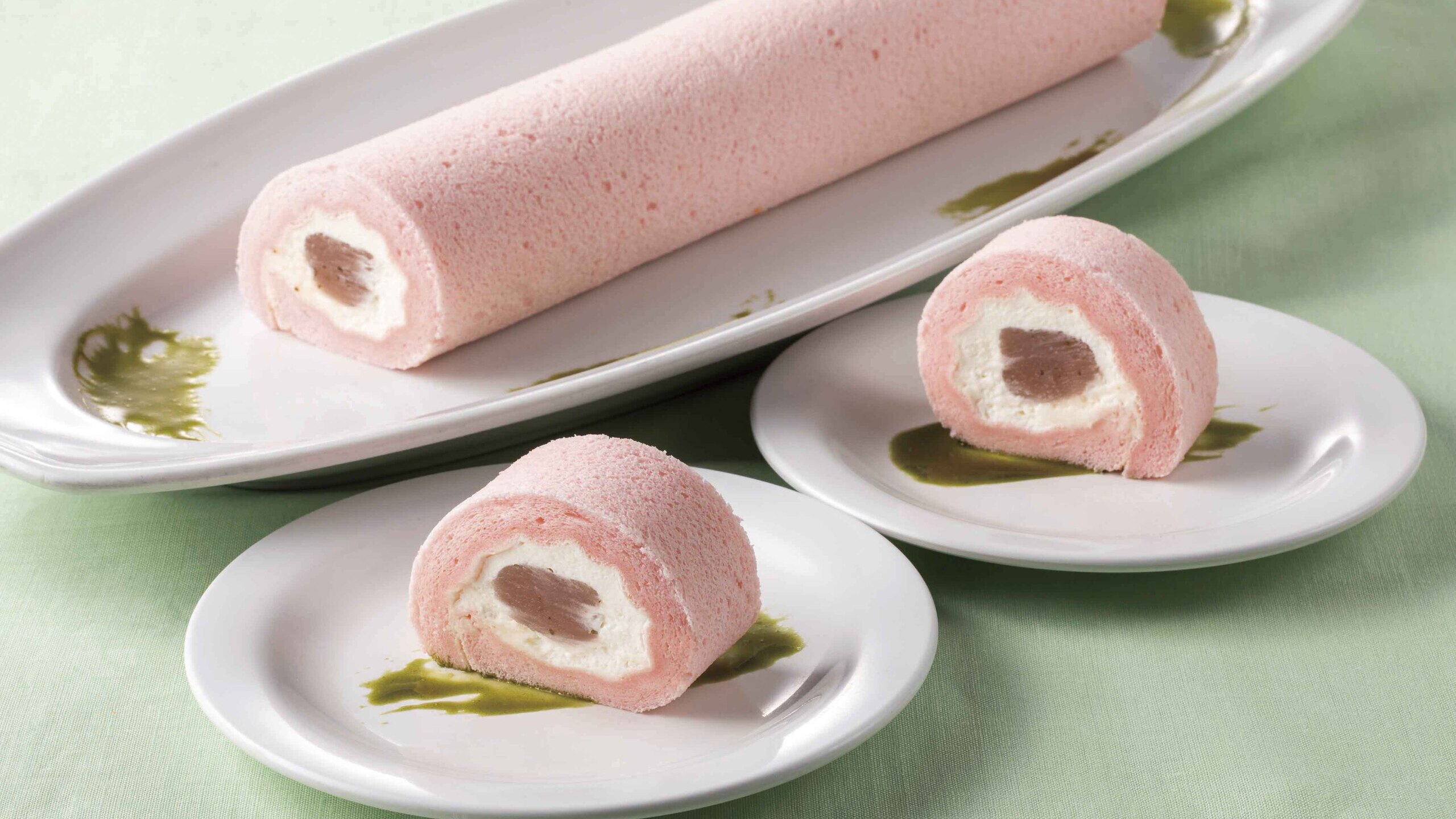 ■【ラ・ベランダ】3月ランチ限定タイムサービス：桜ロール