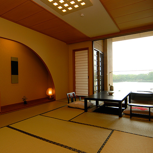Japanese-style room with open-air bath 12 tatami mats